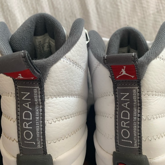Jordan 12 retro (slightly used) - Picture 6 of 6